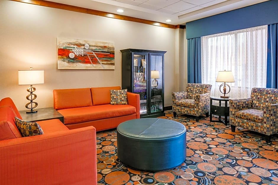 Holiday Inn Express Hotel & Suites Coralville, an IHG Hotel