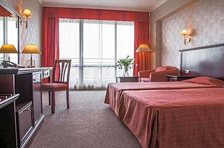 Twin Room with Balcony