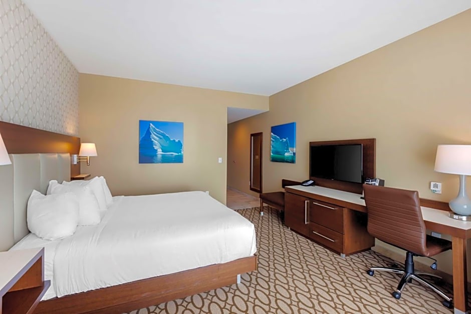 BW Plus St. John's Airport Hotel and Suites