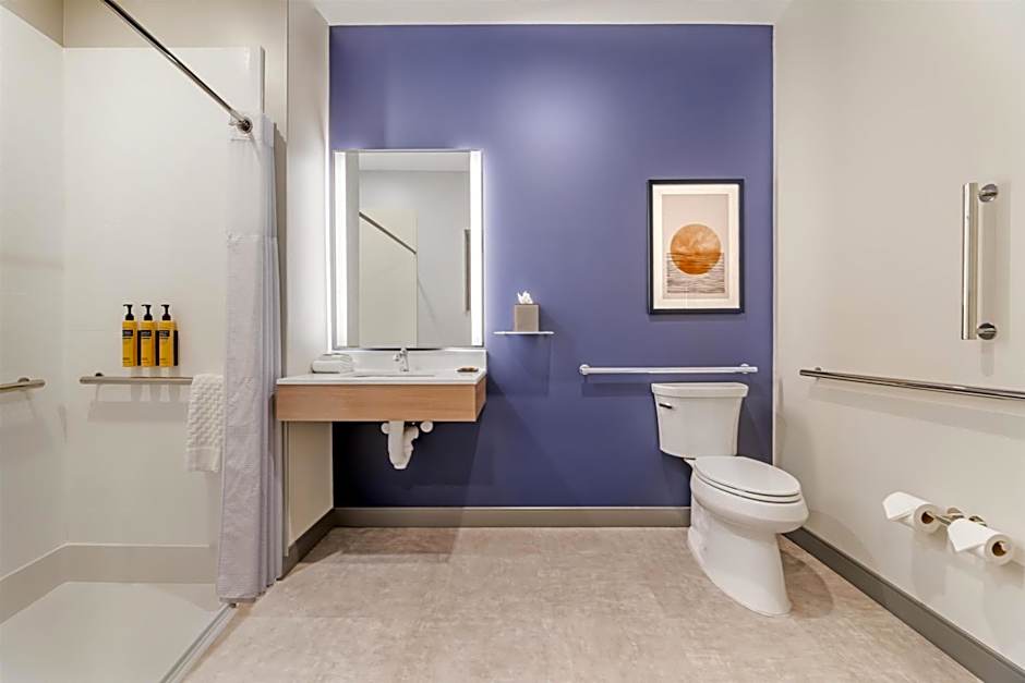 Best Western Plus Marquette Hotel & Suites