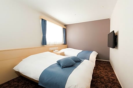 Twin Room - Non-Smoking