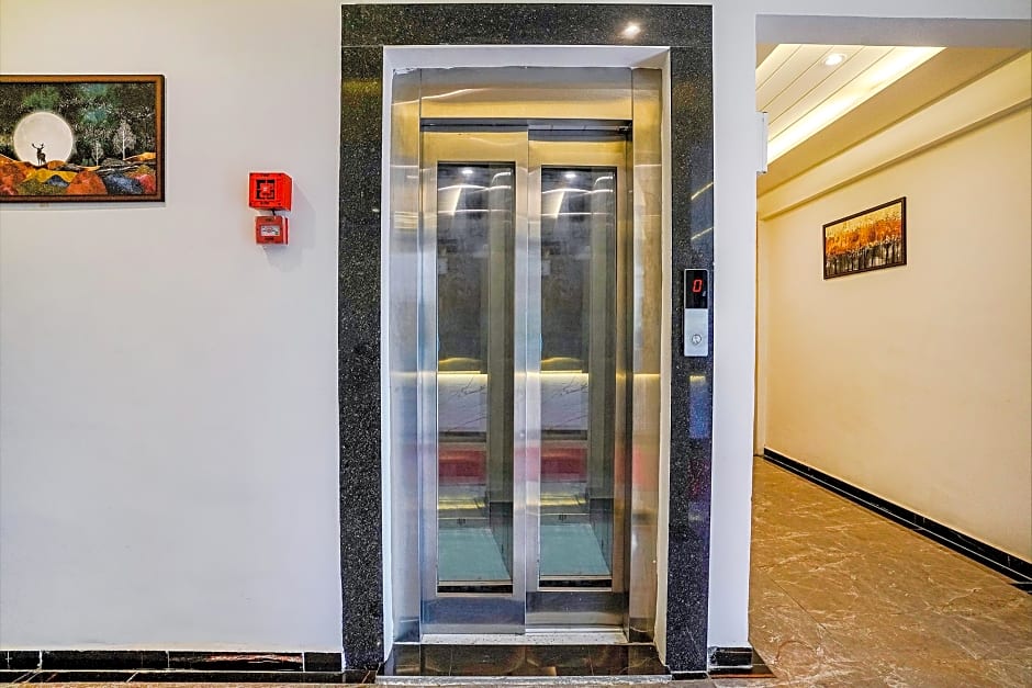 FabHotel Grand Residency