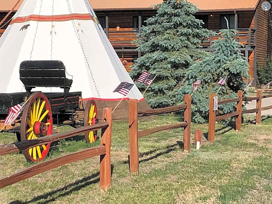 Ute Bluff Lodge, Cabins and RV park