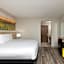 Days Inn and Suites by Wyndham Kansas City South