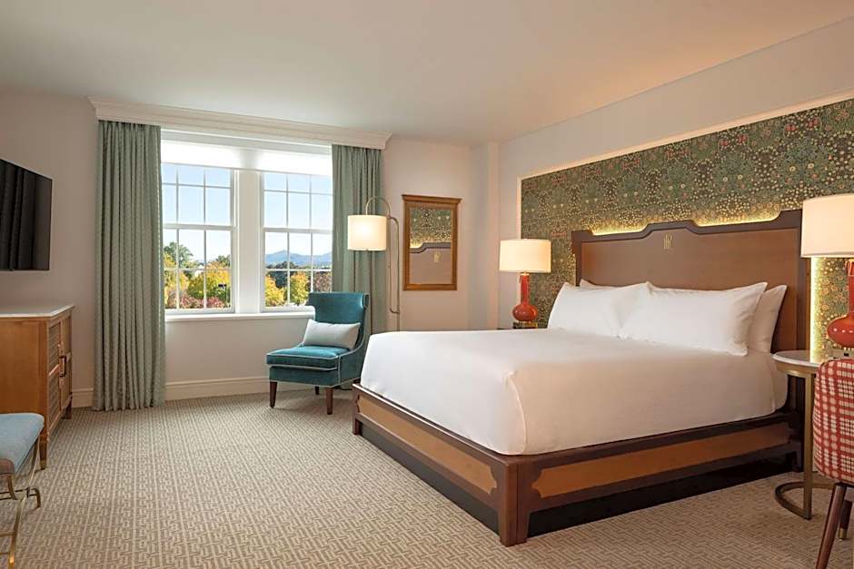 Hotel Roanoke - Conference Center Curio Collection by Hilton