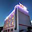 Traum Hotel & Condo