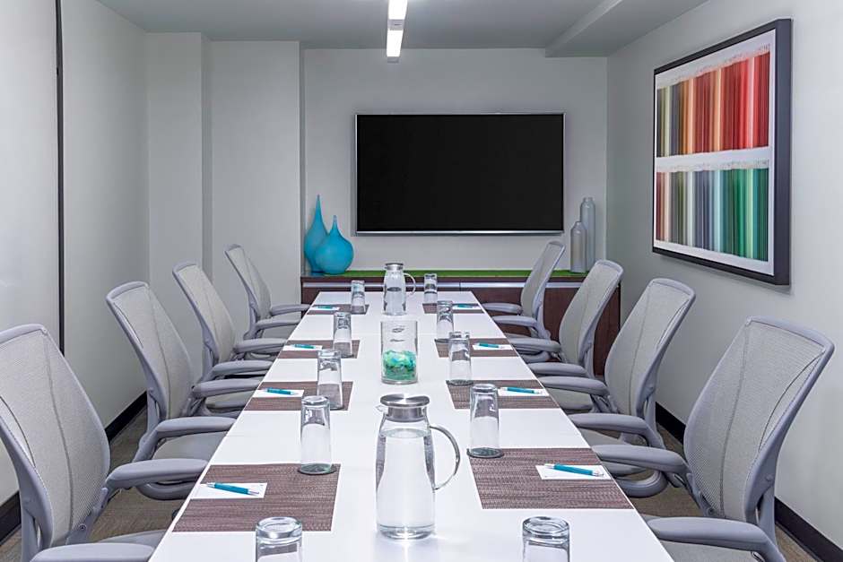 Element New York Times Square West