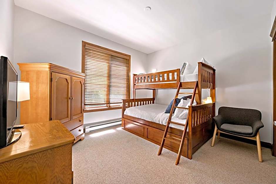 Tremblant Prestige - Manoir 108-2