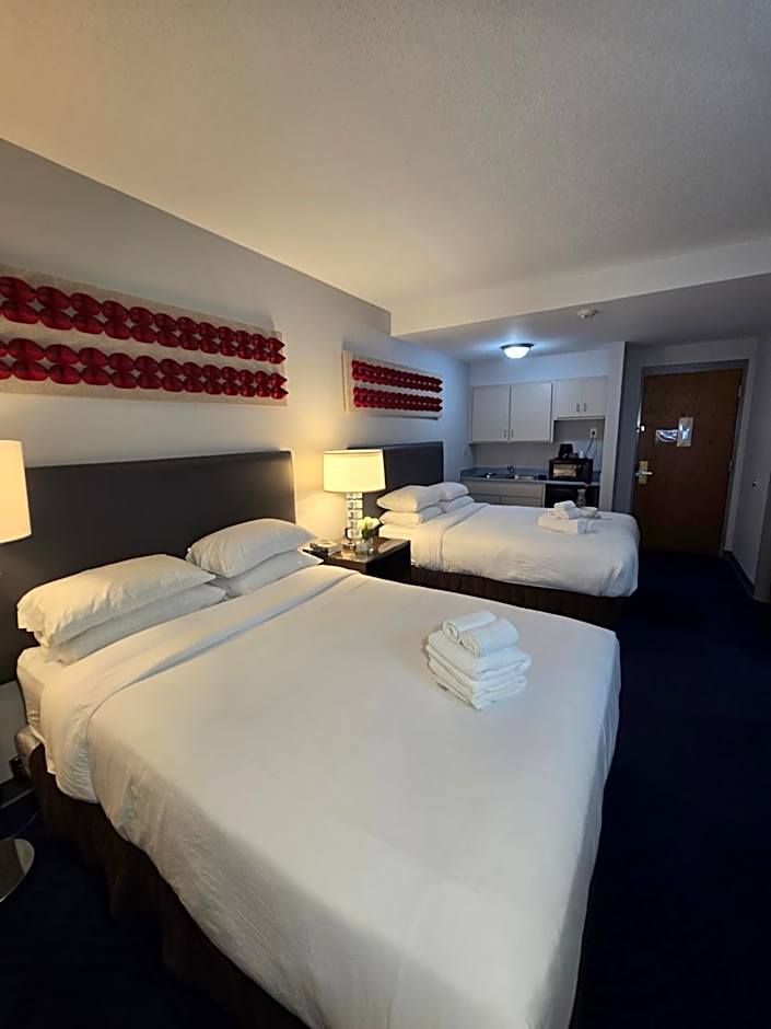 Illini Inn & Suites