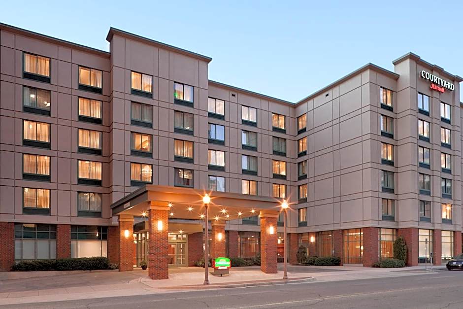 Courtyard by Marriott Birmingham Downtown At Uab