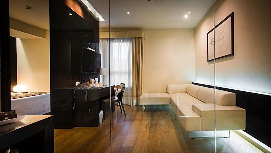 Sardegna Hotel - Suites & Restaurant