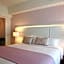 Holland House Beach Hotel