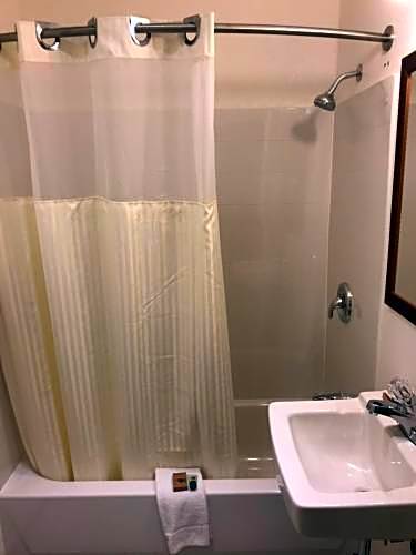 Canyonlands Motor Inn