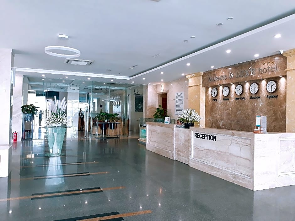 Luxe Hotel
