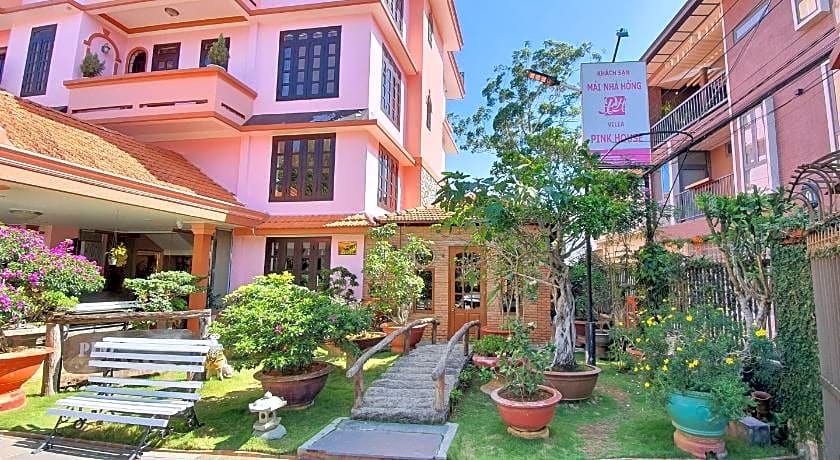 Villa Pink House
