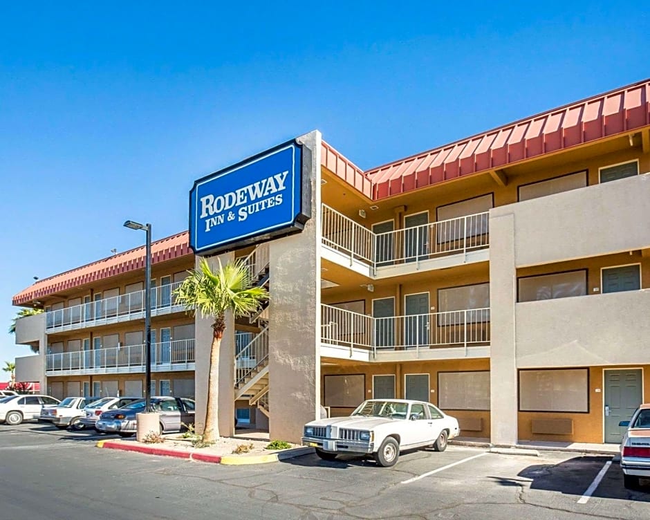Rodeway Inn & Suites