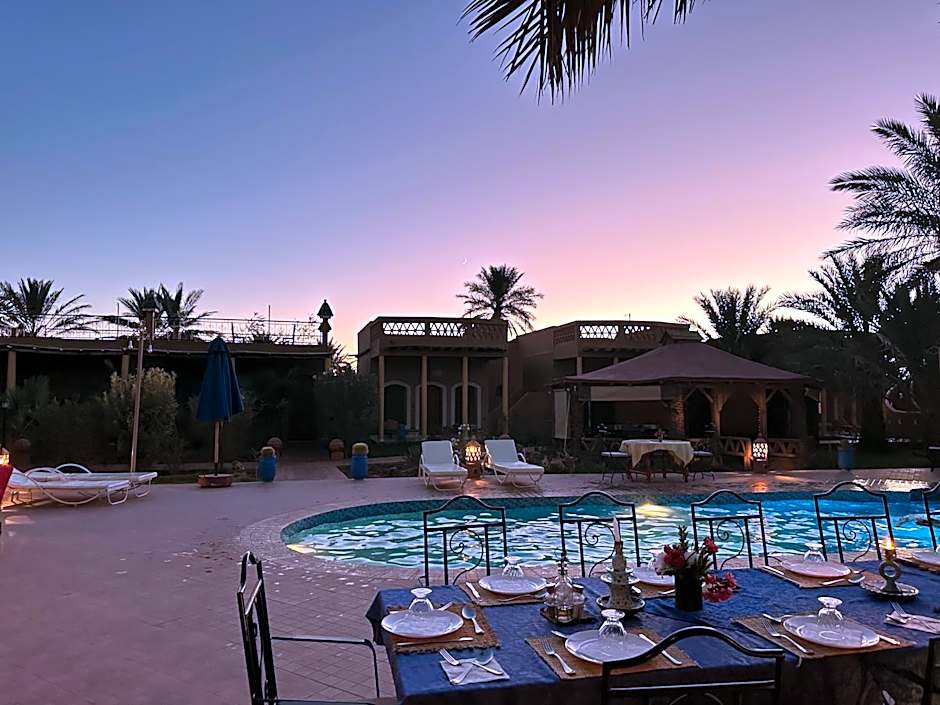 Oasis Tilogui-Luxury Hotel Restaurant and Desert Excursions In Zagora