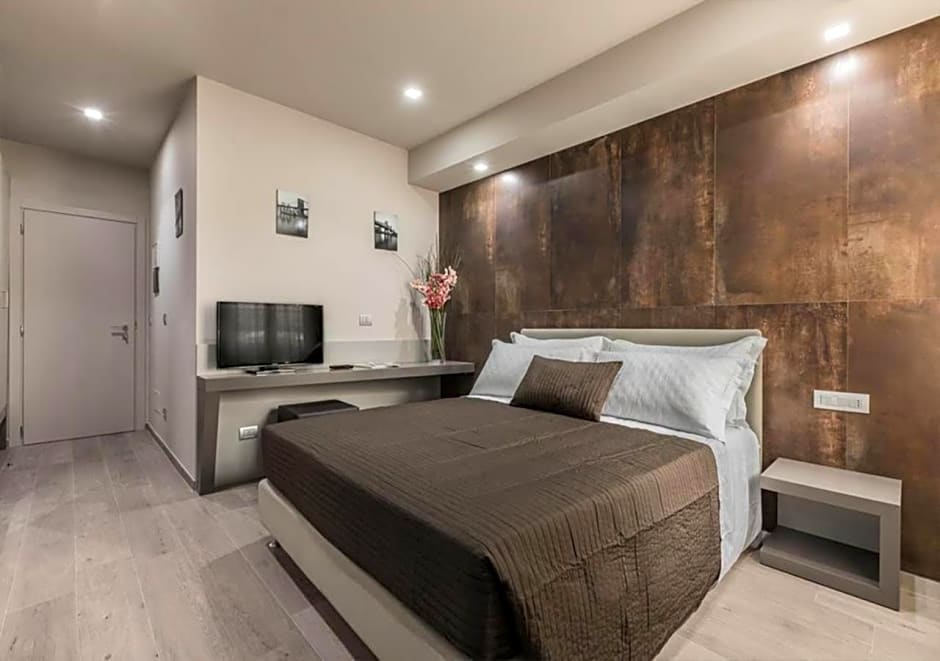Astoria Deluxe rooms