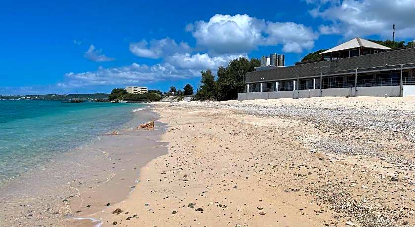 Hotel & Restaurant On the Beach Lue