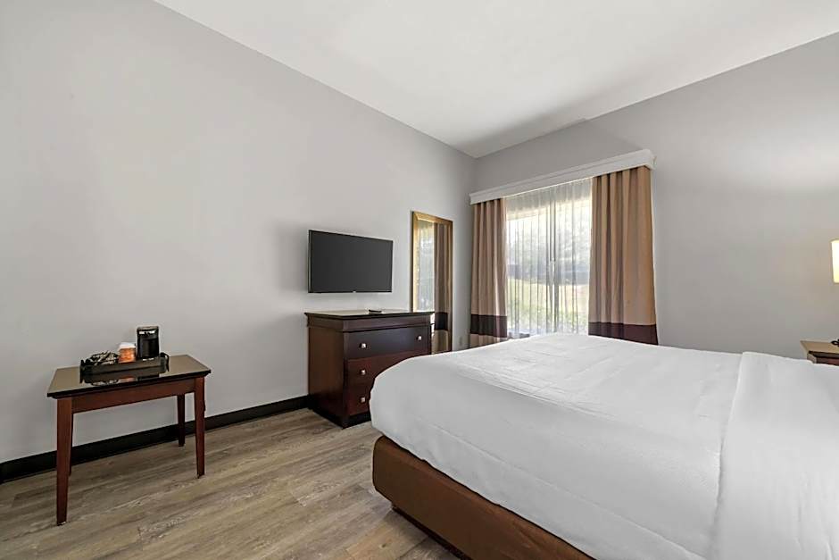 Comfort Suites Milledgeville