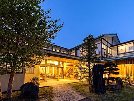 くさつのお宿 清重館 Kiyoshigekan 素泊りの宿