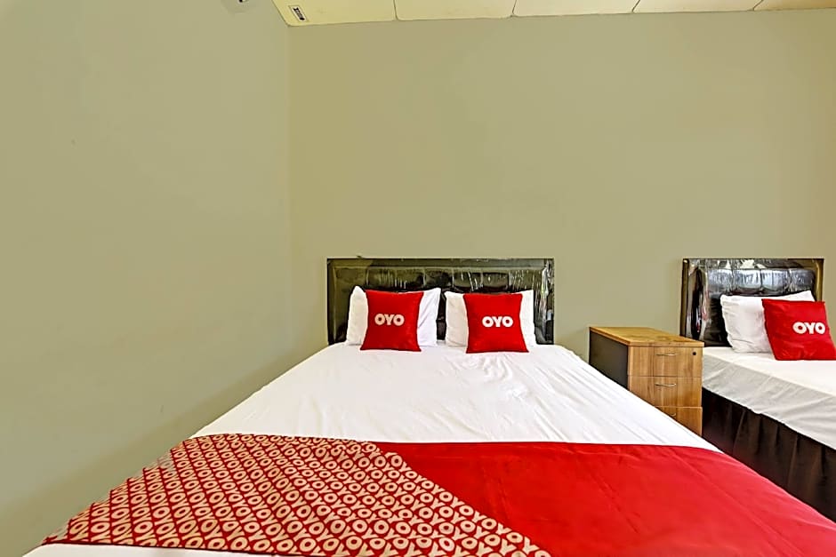 OYO 90443 Hotel New Kartika In