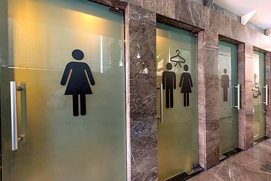 Kleopatra Suit Hotel