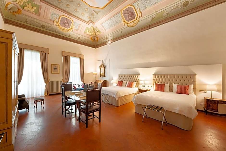 Palazzo D'Ambra Residenza d'Epoca