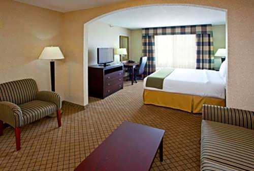 Holiday Inn Express Hotel & Suites Anderson By IHG