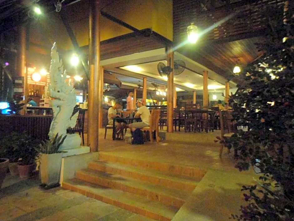 Tony's Place Beds & Breakfast