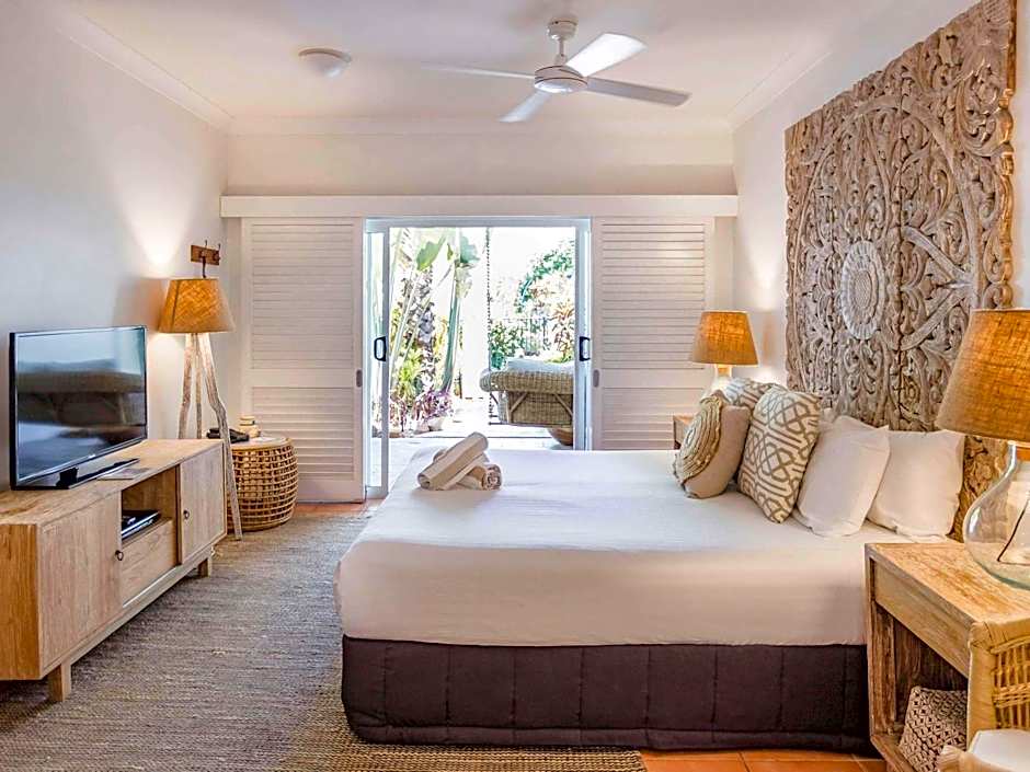 The Reef House Adults Retreat