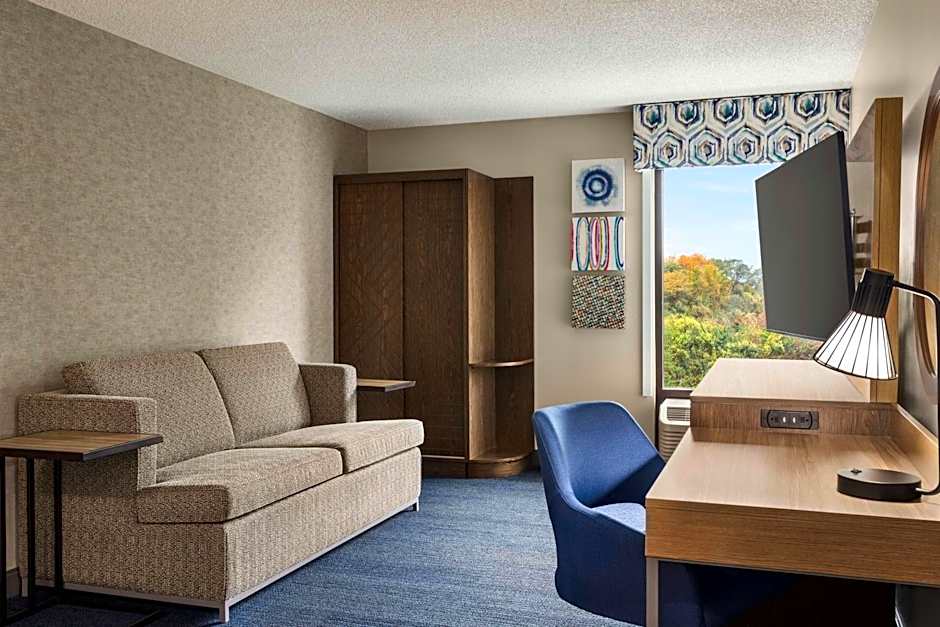 Hampton Inn By Hilton Kansas City-Airport