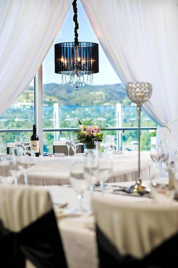 Majestic Roof Garden Hotel