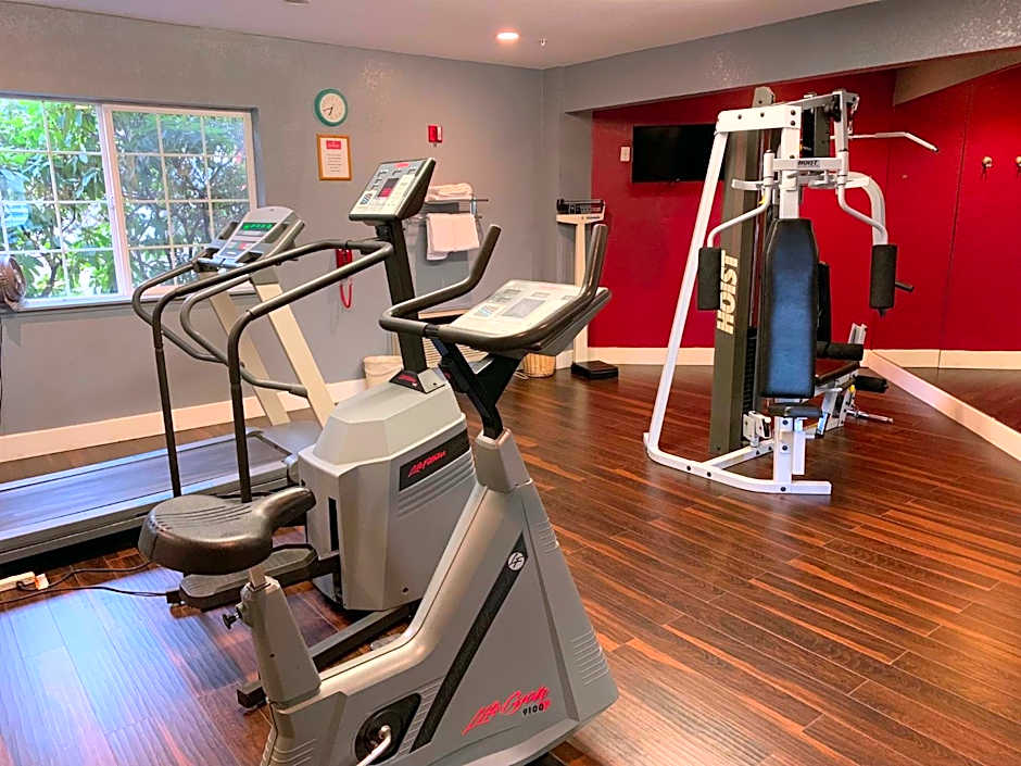 Ramada by Wyndham Portland