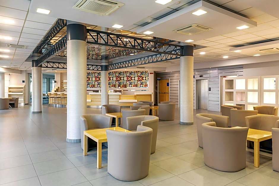 B&B Hotel Cherasco Langhe