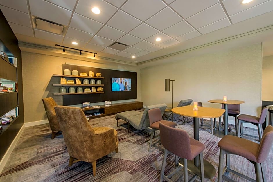 Courtyard by Marriott Nashua