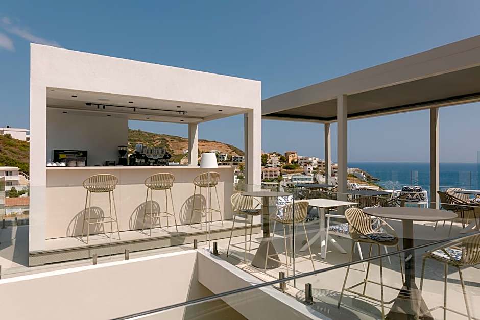 Golden Luxury Suites