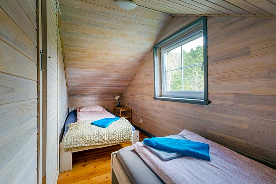 Domki w Dolinie Wieżycy