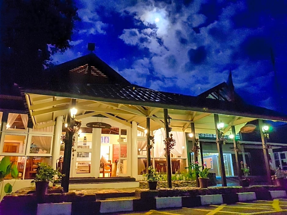 Sutera Sanctuary Lodges at Poring Hot Springs