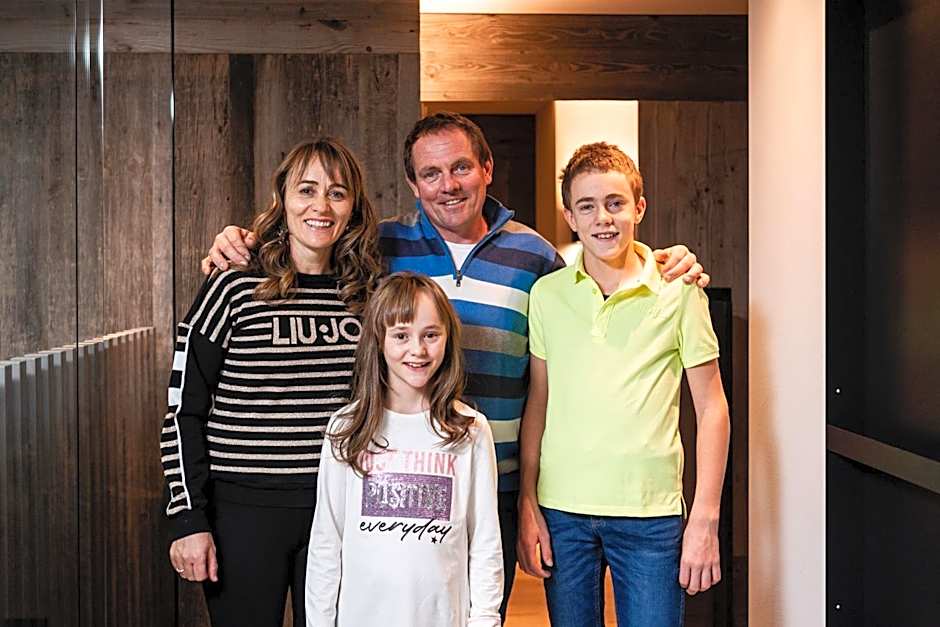 Surega - Idyllic Farmhouse