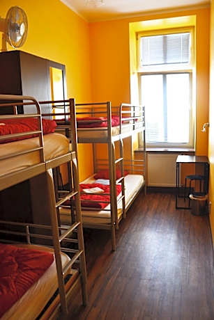 Triple Room with Shared Bathroom