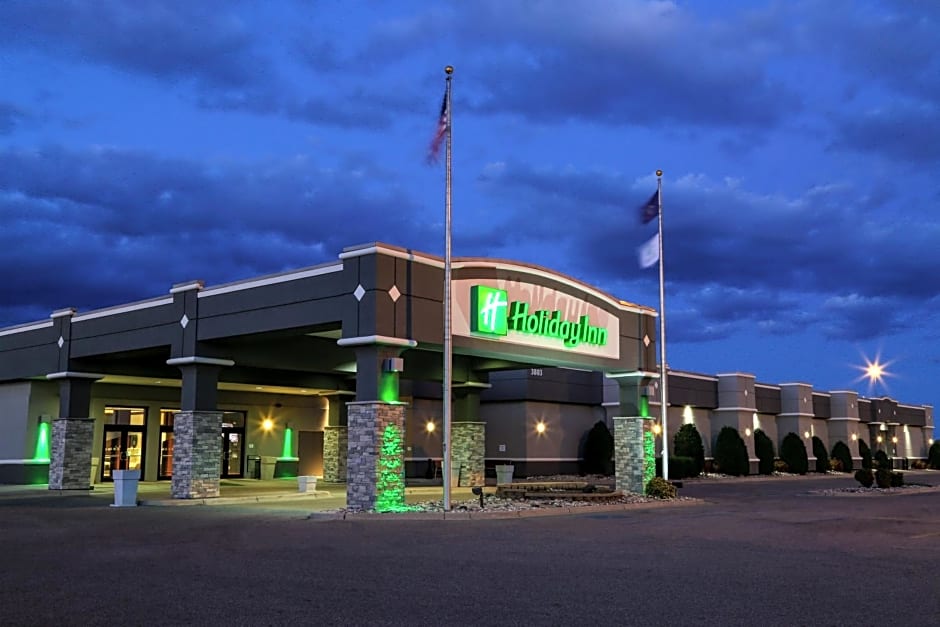 Holiday Inn Fargo, an IHG Hotel