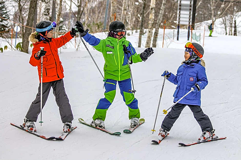Hinode Hills Niseko Village