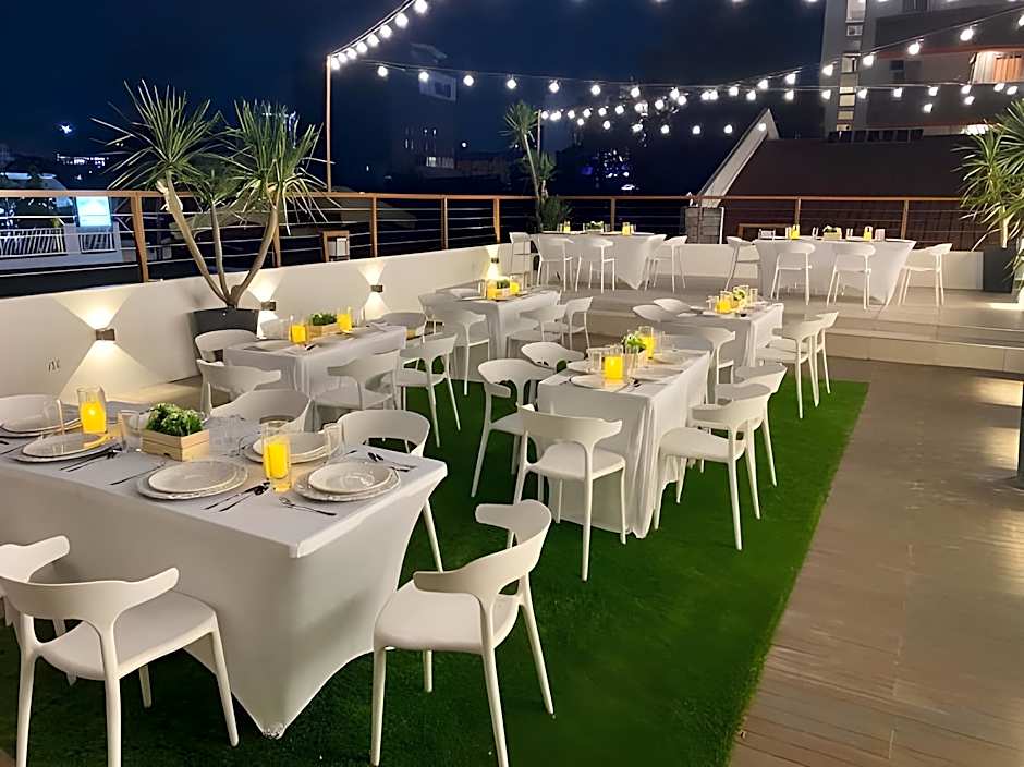 Aurora Suites Pasay near Airport