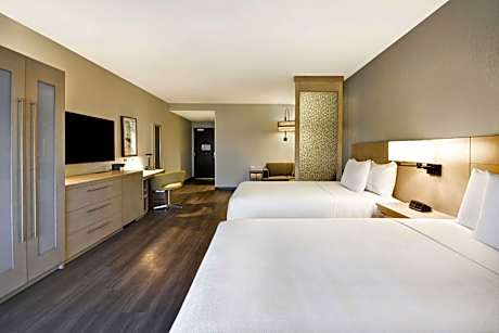 Queen Room with Two Queen Beds