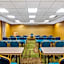 La Quinta Inn & Suites by Wyndham Fremont / Silicon Valley