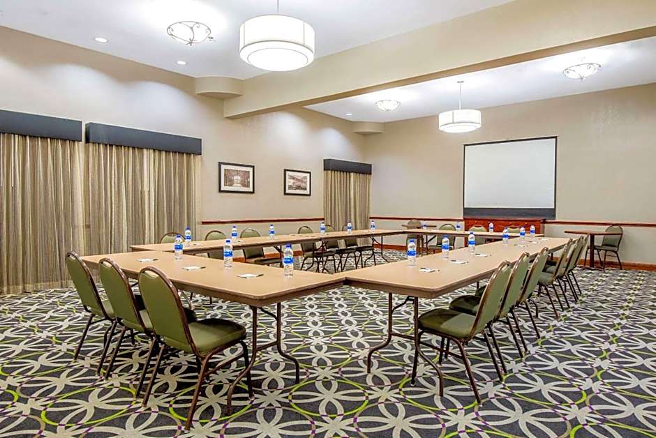 La Quinta Inn & Suites by Wyndham Gainesville