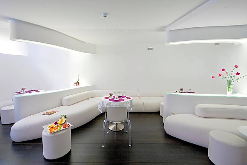 Absoluto Design Hotel