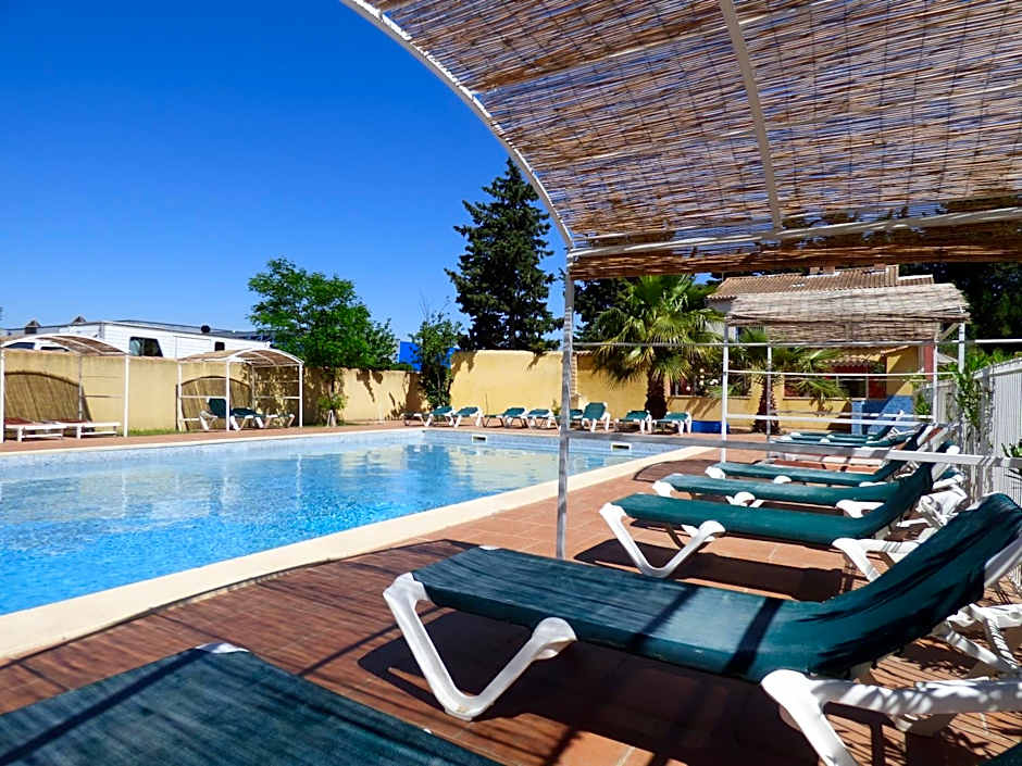 Appart'Hotel Festival Sud Aqua - Avignon TGV