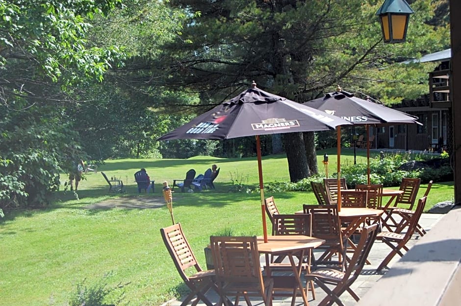 Summit Lodge